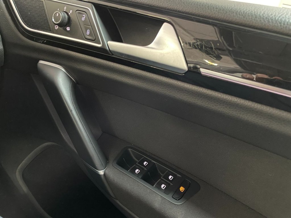 Used Volkswagen Golf SV 2014 for sale - 76430376: Photo 30