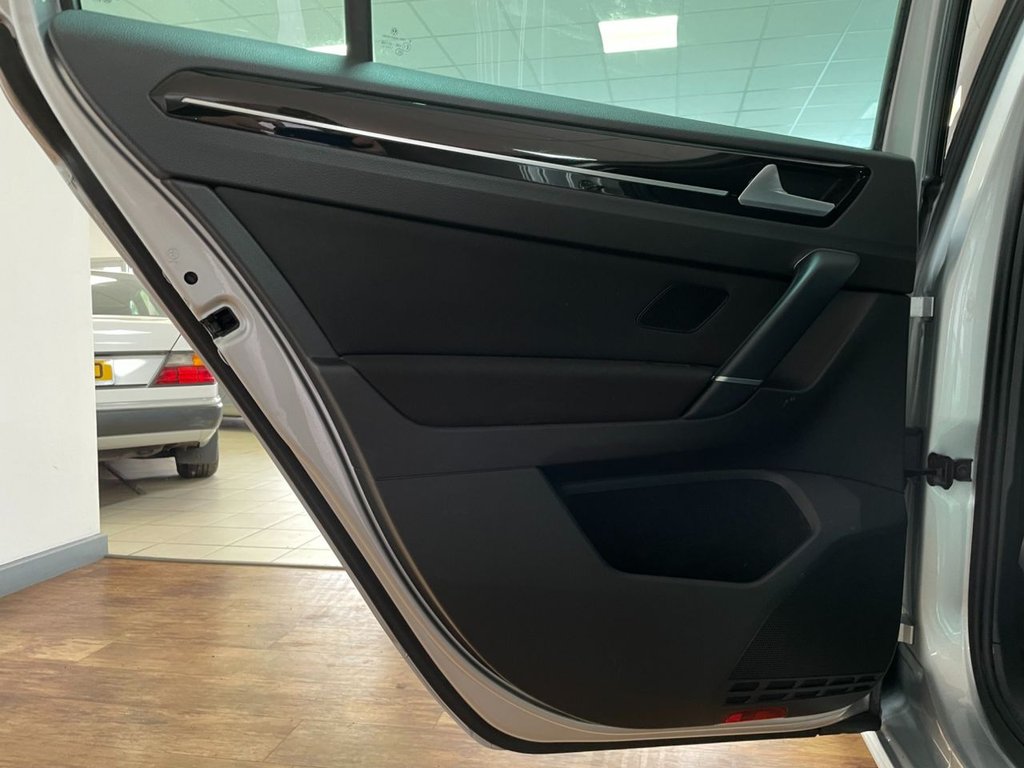 Used Volkswagen Golf SV 2014 for sale - 76430376: Photo 40