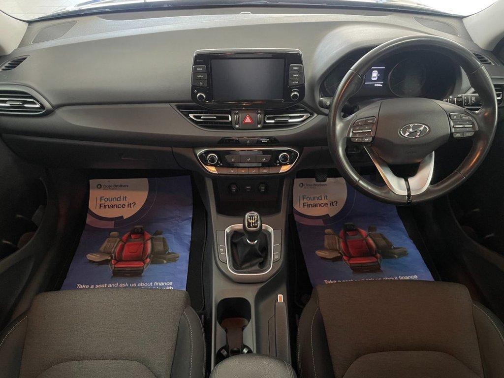 Used Hyundai i30 2021 for sale - 76367452: Photo 2