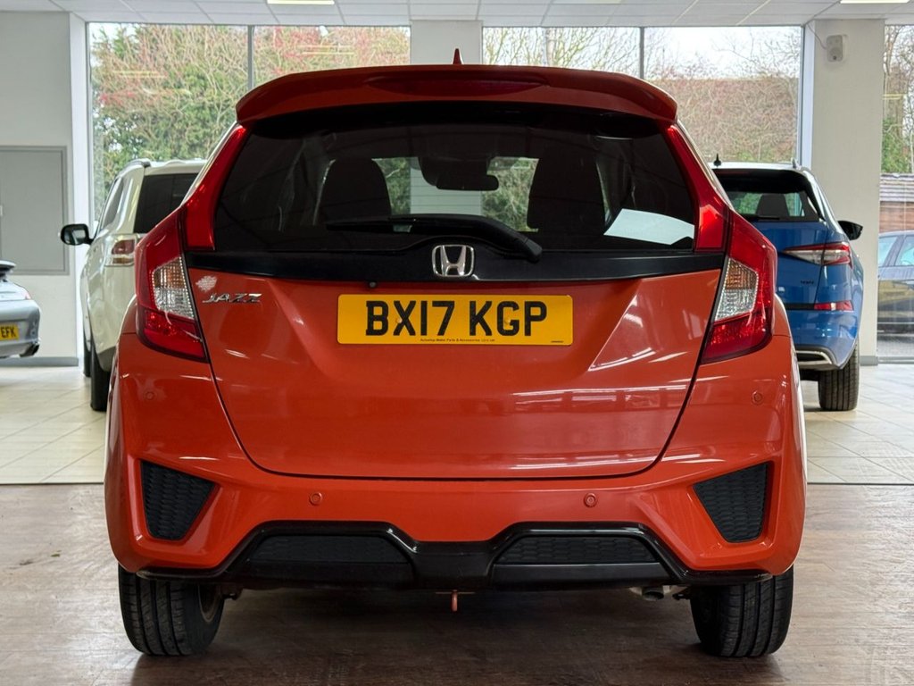 Used Honda Jazz 2017 for sale - 77205424: Photo 12