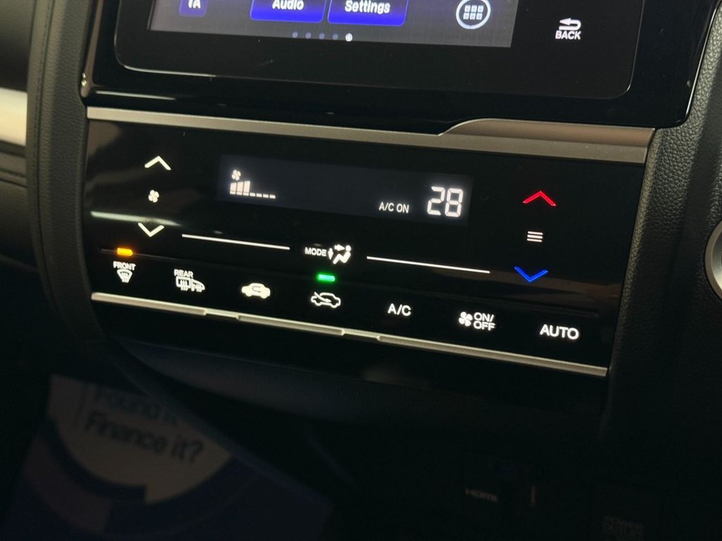 Used Honda Jazz 2017 for sale - 77205424: Photo 26