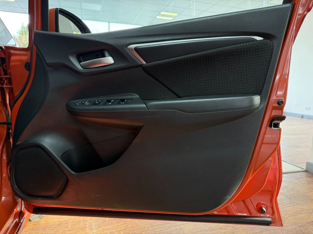 Used Honda Jazz 2017 for sale - 77205424: Photo 39