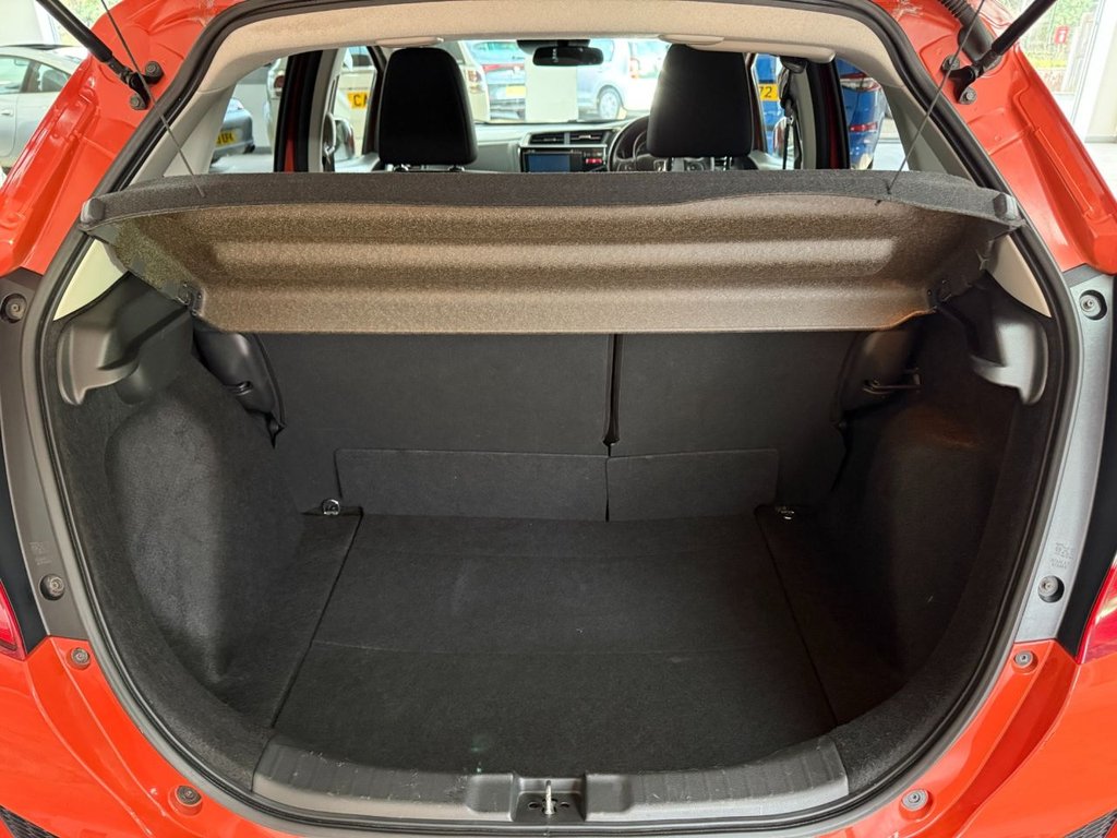 Used Honda Jazz 2017 for sale - 77205424: Photo 44