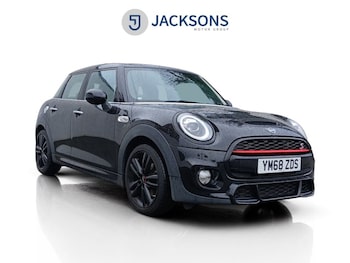 Used MINI Hatch 2018 for sale - 77748142: Photo