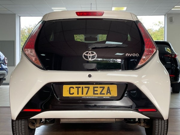 Used Toyota AYGO 2017 for sale - 76132184: Photo 11