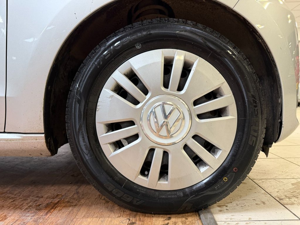 Used Volkswagen up! 2015 for sale - 77042537: Photo 28