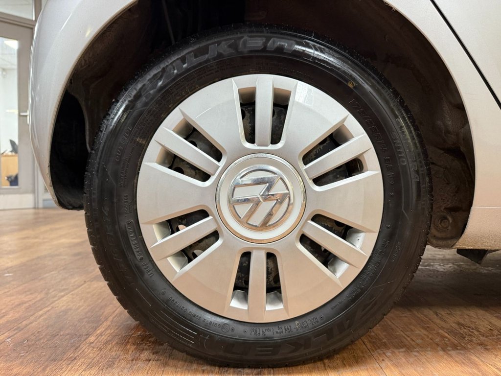 Used Volkswagen up! 2015 for sale - 77042537: Photo 29