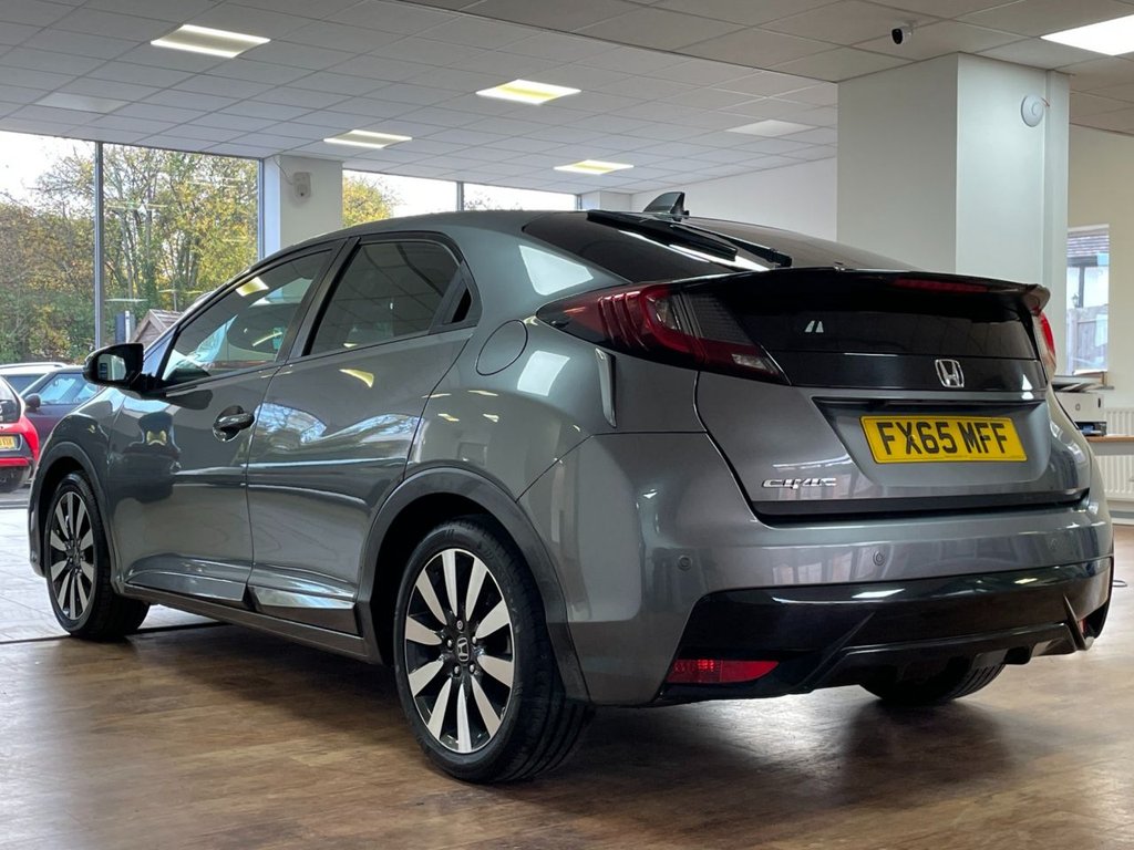 Used Honda Civic 2015 for sale - 76496852: Photo 10