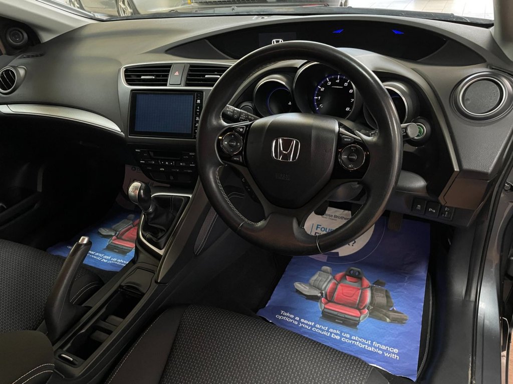 Used Honda Civic 2015 for sale - 76496852: Photo 15