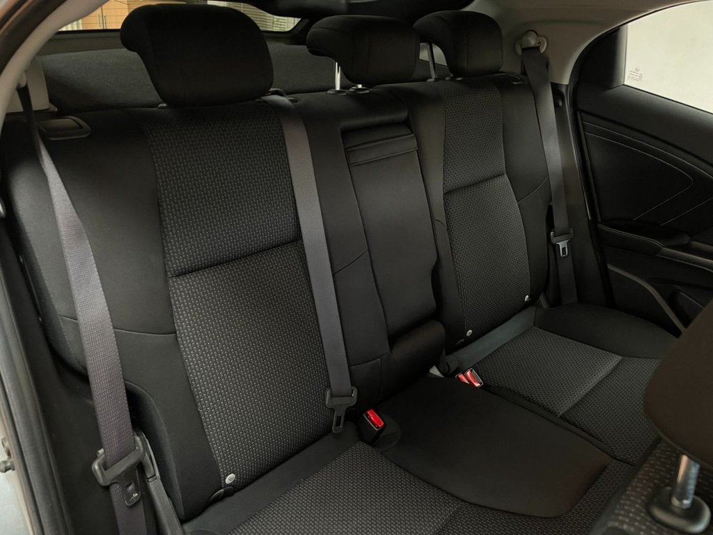 Used Honda Civic 2015 for sale - 76496852: Photo 18