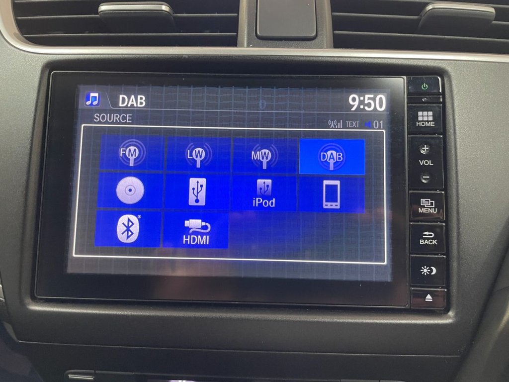 Used Honda Civic 2015 for sale - 76496852: Photo 23