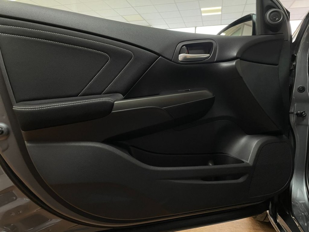 Used Honda Civic 2015 for sale - 76496852: Photo 43