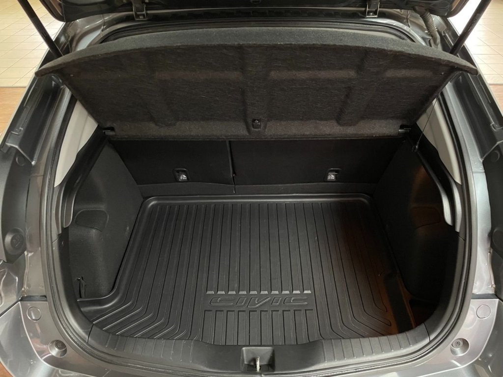 Used Honda Civic 2015 for sale - 76496852: Photo 45