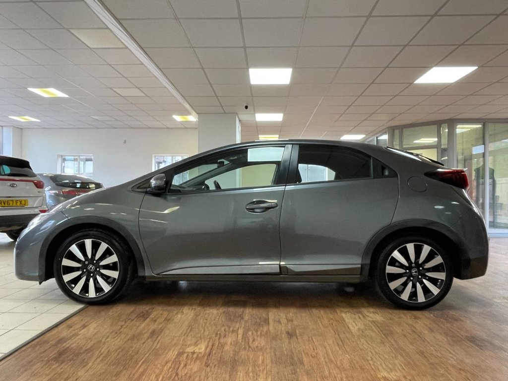 Used Honda Civic 2015 for sale - 76496852: Photo 8