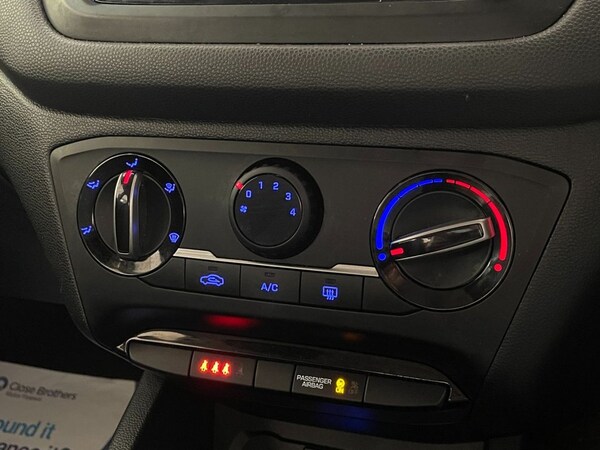 Used Hyundai i20 2018 for sale - 76132327: Photo 23