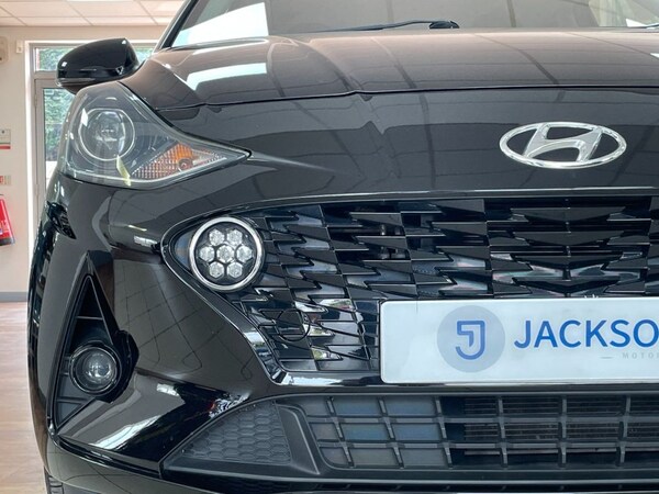 Used Hyundai i10 2021 for sale - 76162790: Photo 6