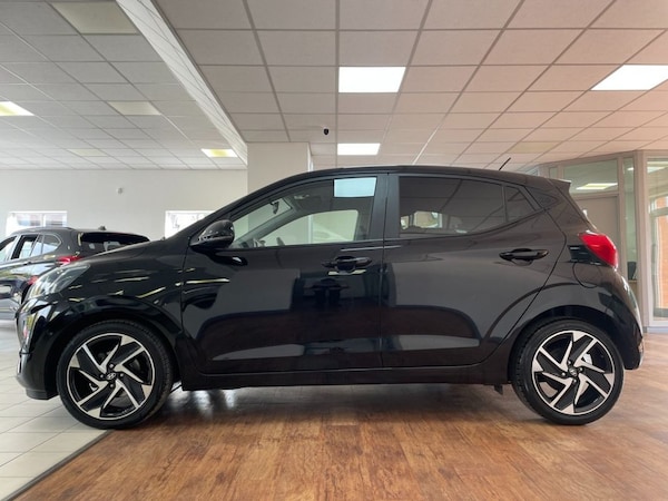 Used Hyundai i10 2021 for sale - 76162790: Photo 8