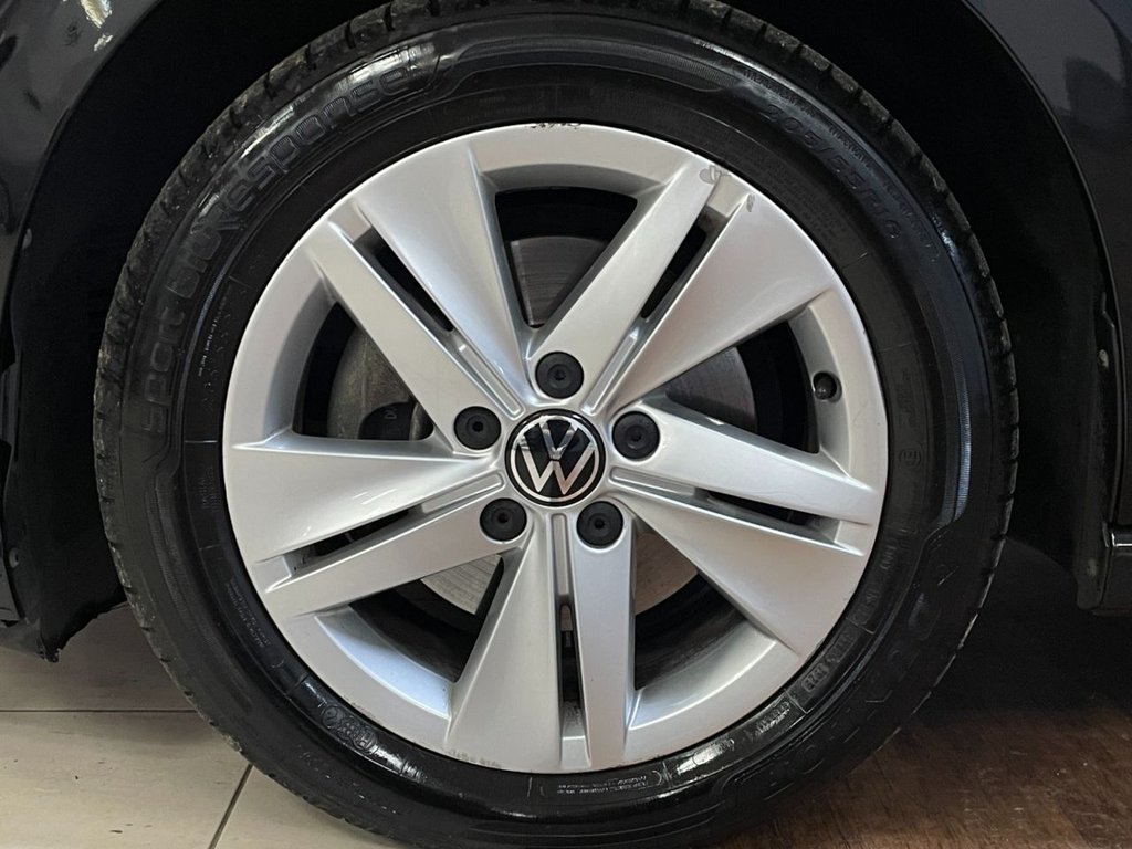 Used Volkswagen Golf 2023 for sale - 76724377: Photo 39