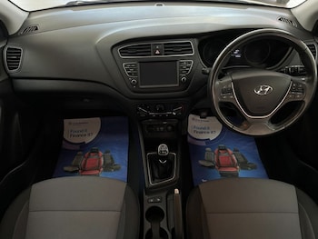 Used Hyundai i20 2019 for sale - 75875379: Photo