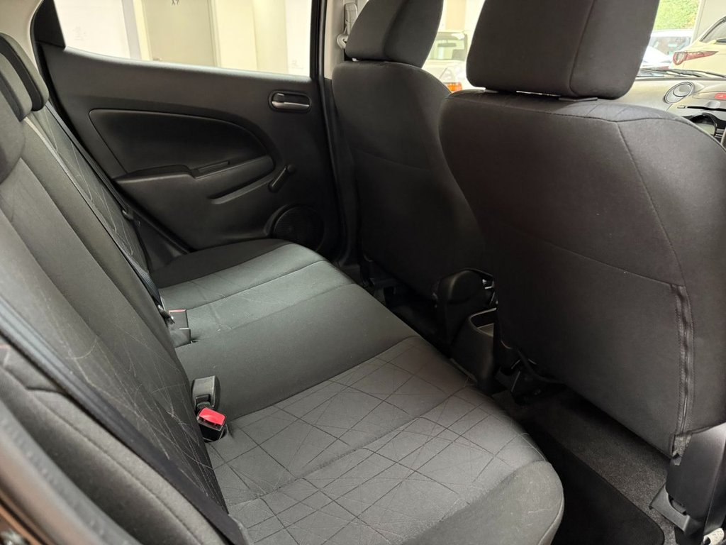 Used Mazda Mazda2 2011 for sale - 76927622: Photo 18