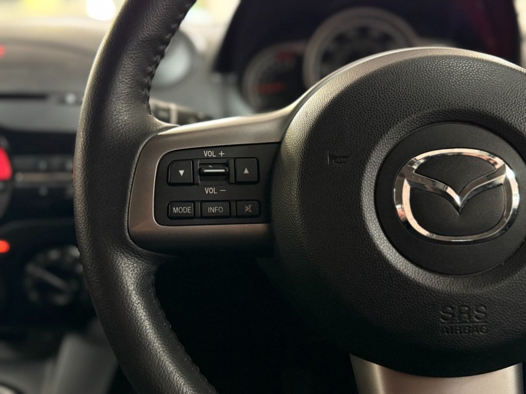 Used Mazda Mazda2 2011 for sale - 76927622: Photo 26