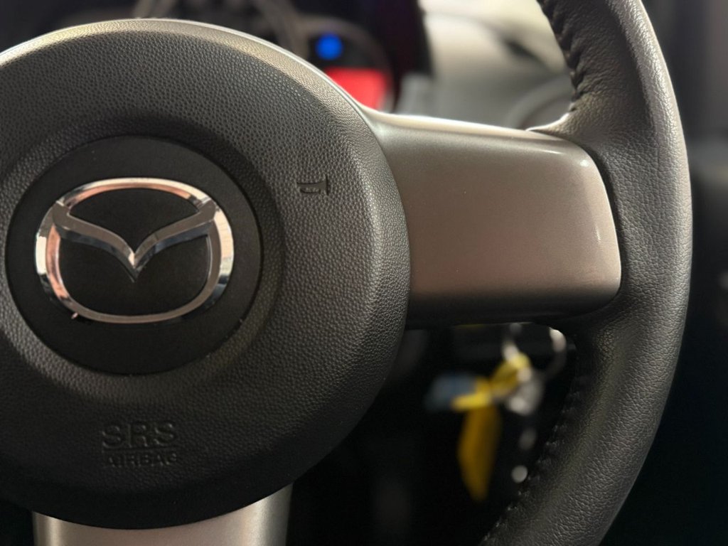 Used Mazda Mazda2 2011 for sale - 76927622: Photo 27