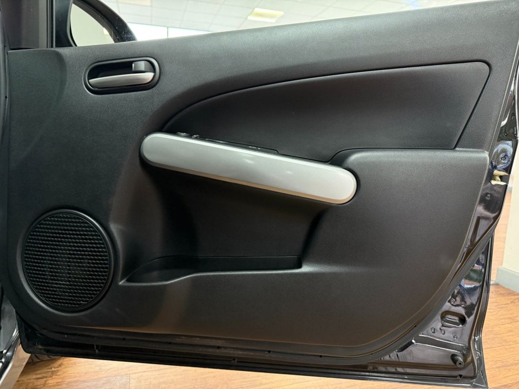 Used Mazda Mazda2 2011 for sale - 76927622: Photo 36