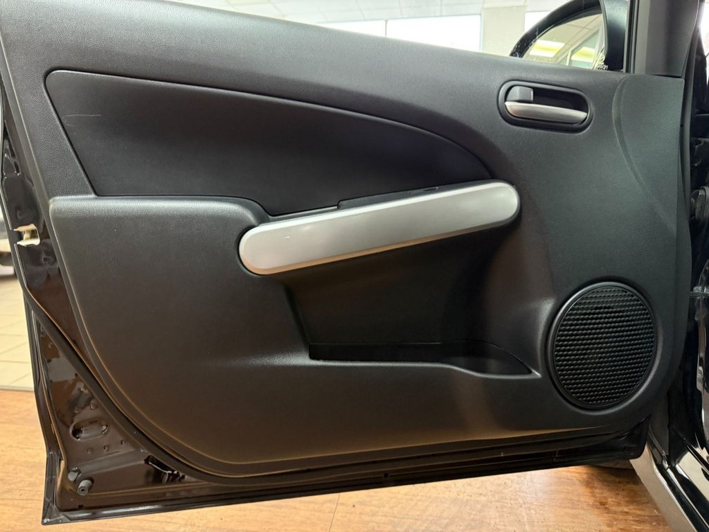 Used Mazda Mazda2 2011 for sale - 76927622: Photo 39