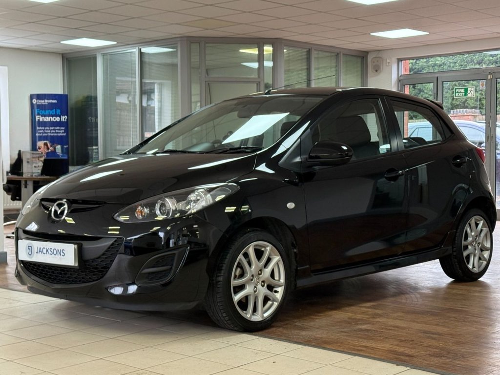 Used Mazda Mazda2 2011 for sale - 76927622: Photo 4
