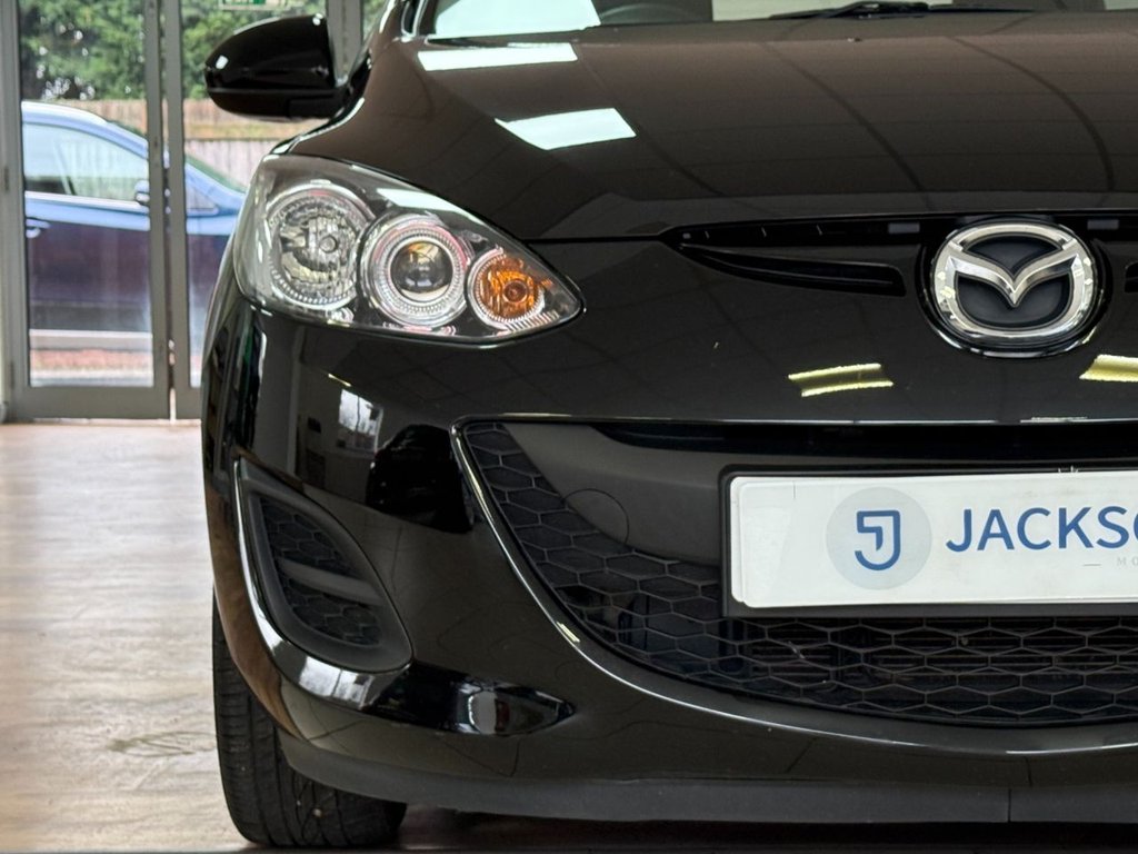 Used Mazda Mazda2 2011 for sale - 76927622: Photo 6