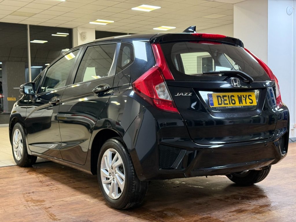 Used Honda Jazz 2016 for sale - 76855174: Photo 10