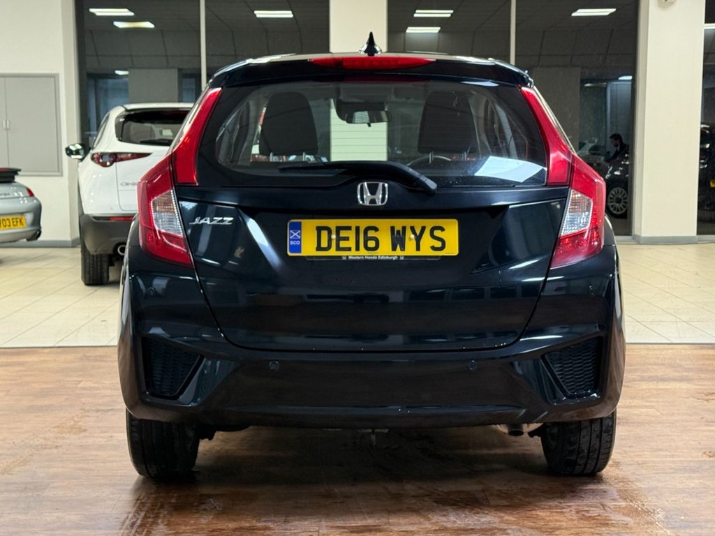 Used Honda Jazz 2016 for sale - 76855174: Photo 11