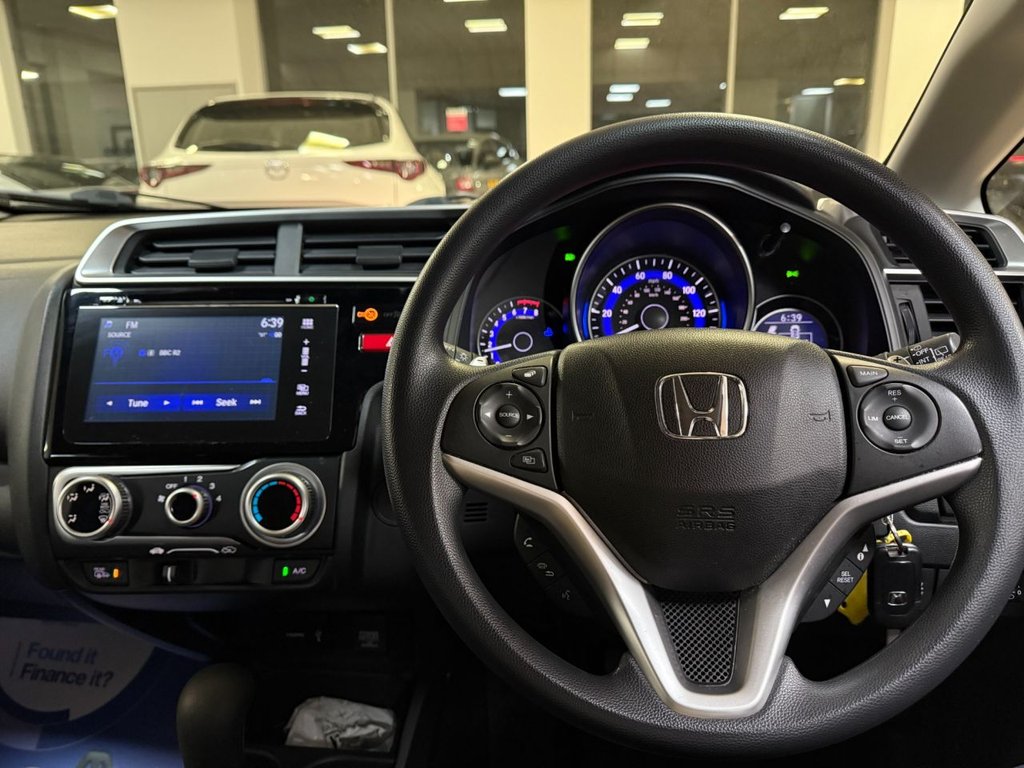 Used Honda Jazz 2016 for sale - 76855174: Photo 20