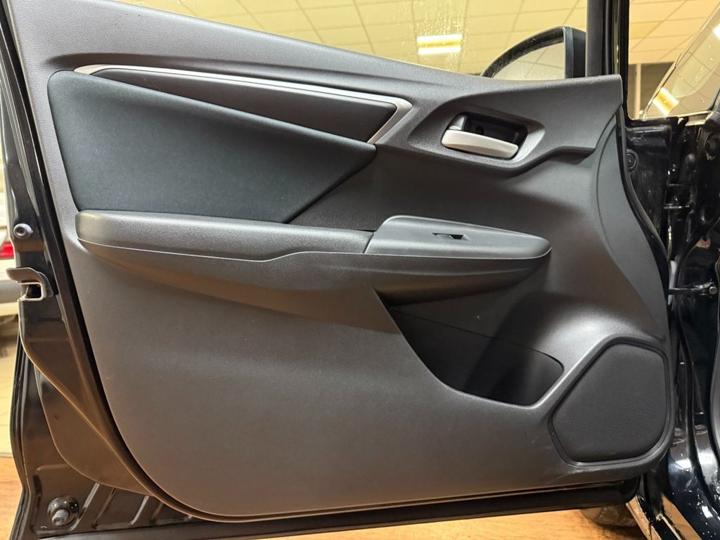 Used Honda Jazz 2016 for sale - 76855174: Photo 40