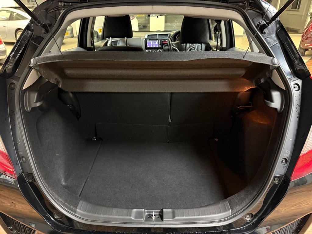 Used Honda Jazz 2016 for sale - 76855174: Photo 42