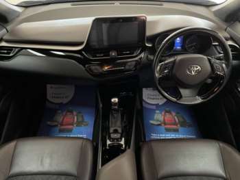 Used Toyota C-HR 2018 for sale - 75411294: Photo