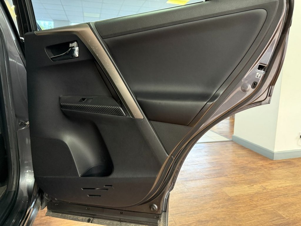 Used Toyota RAV4 2013 for sale - 77841317: Photo 37