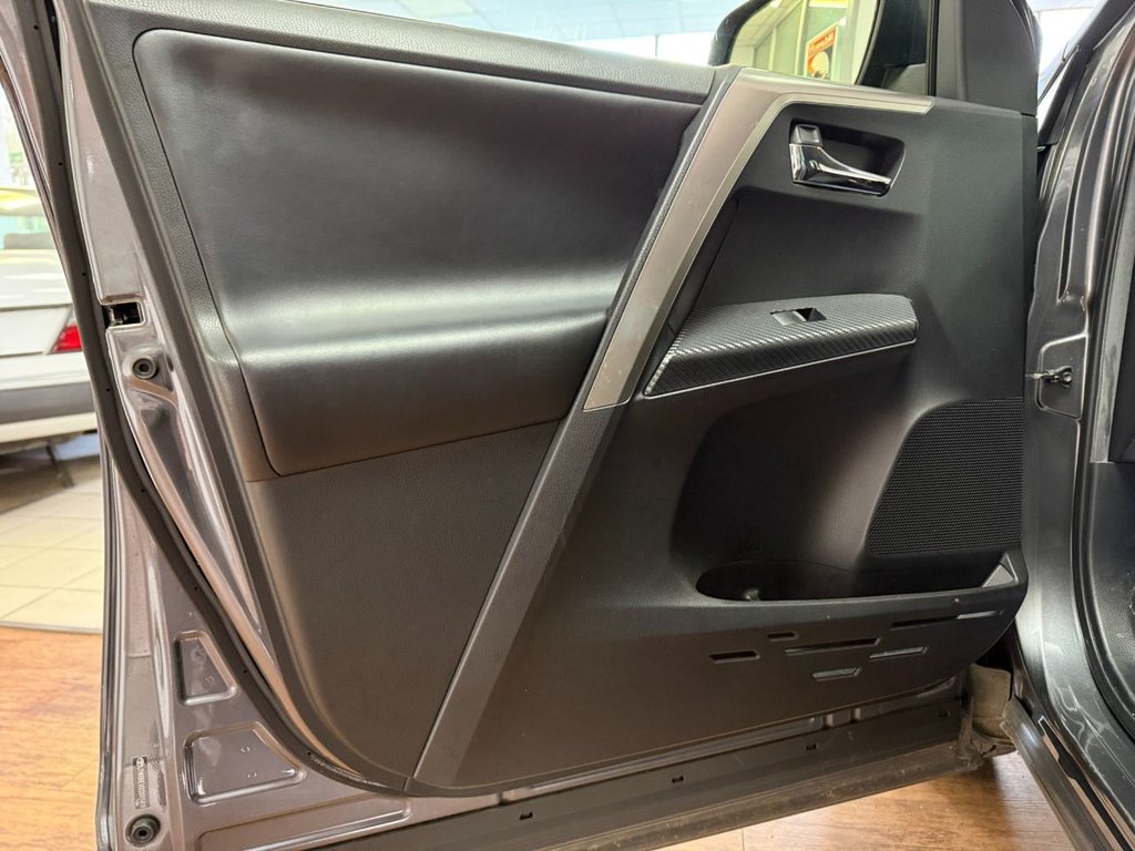 Used Toyota RAV4 2013 for sale - 77841317: Photo 39