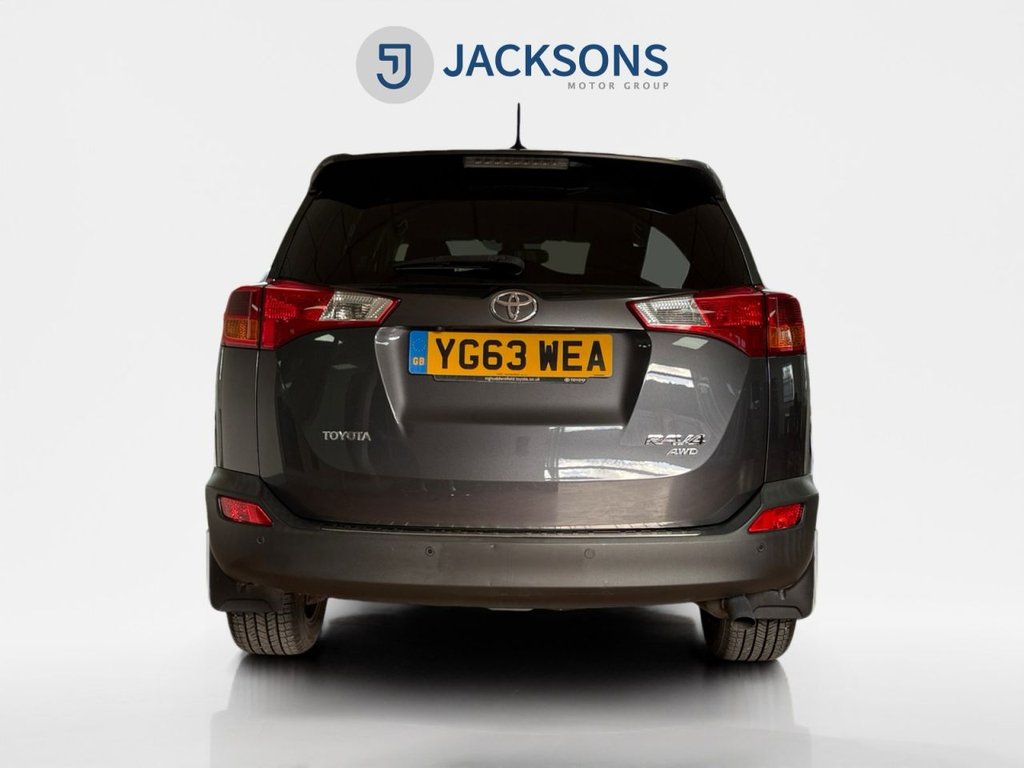 Used Toyota RAV4 2013 for sale - 77841317: Photo 8