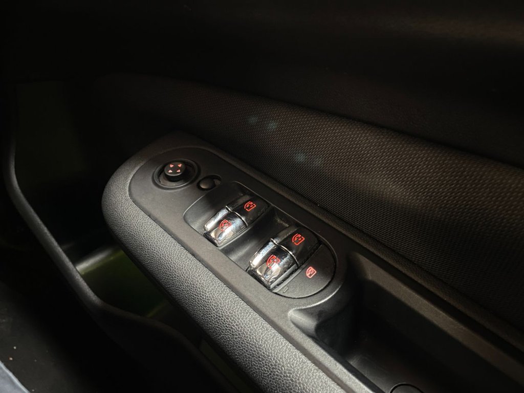 Used MINI Clubman 2018 for sale - 76985838: Photo 32