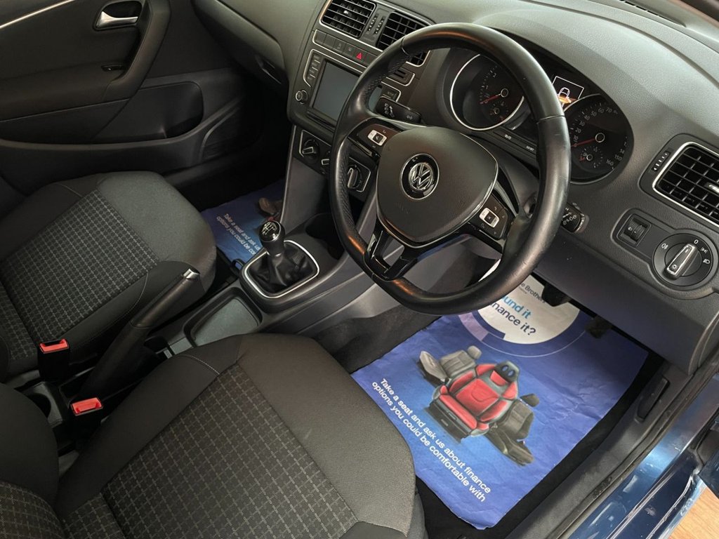 Used Volkswagen Polo 2015 for sale - 76454289: Photo 14