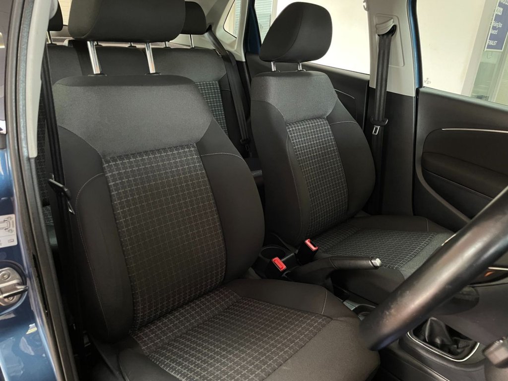 Used Volkswagen Polo 2015 for sale - 76454289: Photo 15