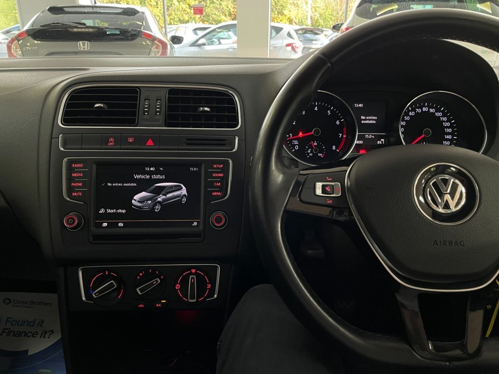 Used Volkswagen Polo 2015 for sale - 76454289: Photo 19