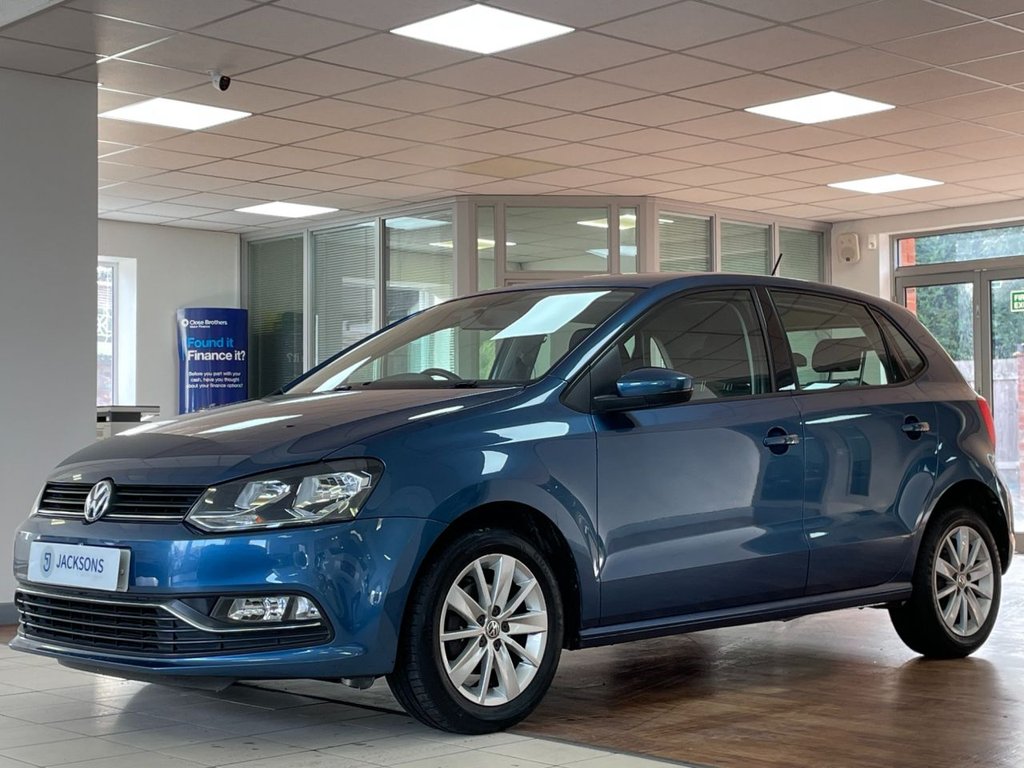 Used Volkswagen Polo 2015 for sale - 76454289: Photo 4