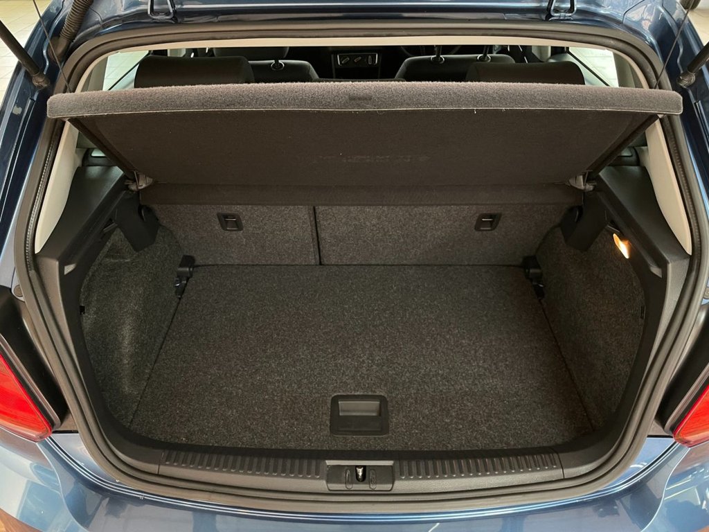 Used Volkswagen Polo 2015 for sale - 76454289: Photo 40