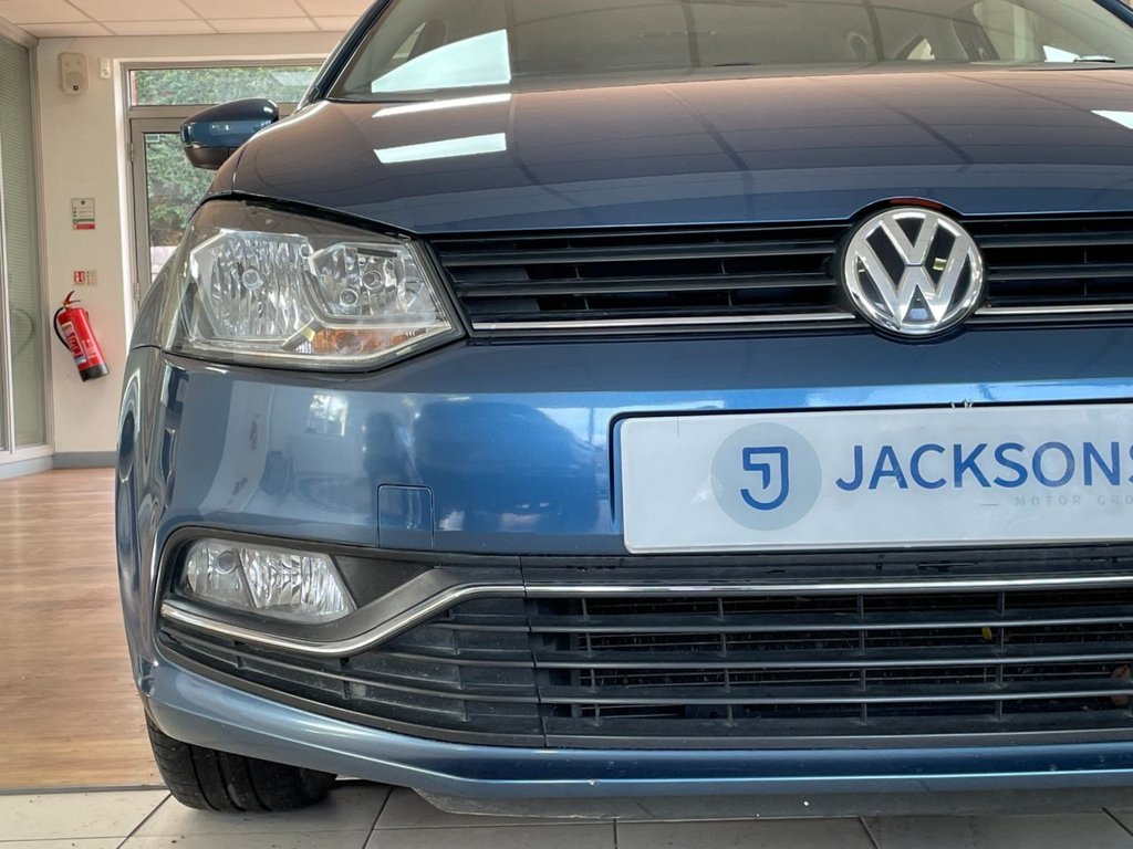 Used Volkswagen Polo 2015 for sale - 76454289: Photo 6