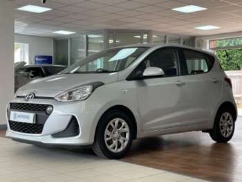 Used Hyundai i10 2018 for sale - 75340905: Photo