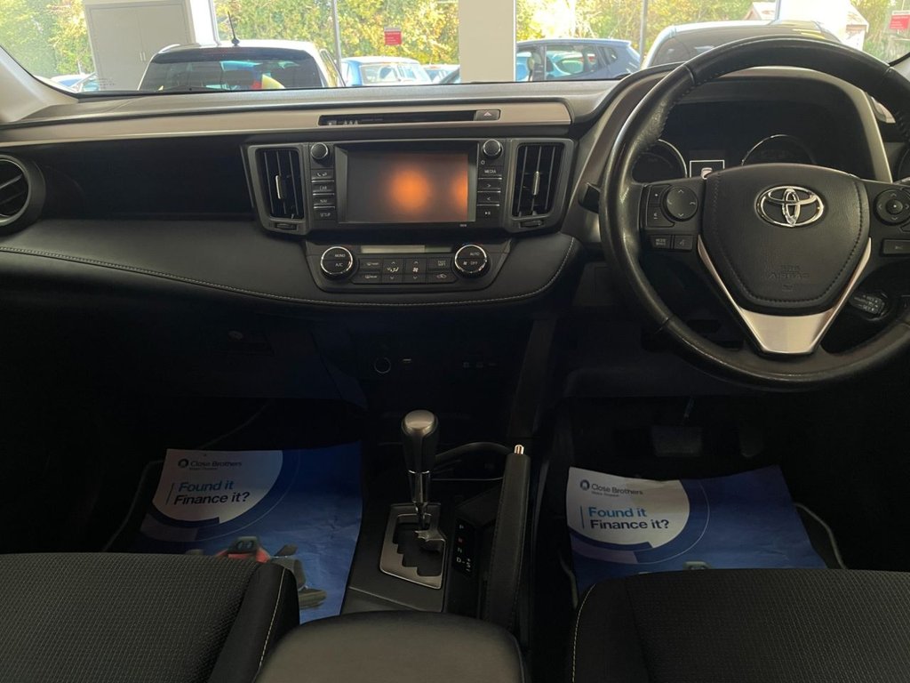 Used Toyota RAV4 2017 for sale - 76367697: Photo 19