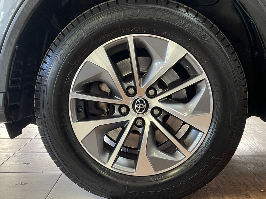 Used Toyota RAV4 2017 for sale - 76367697: Photo 36