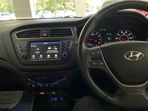 Used Hyundai i20 2019 for sale - 76118787: Photo 21